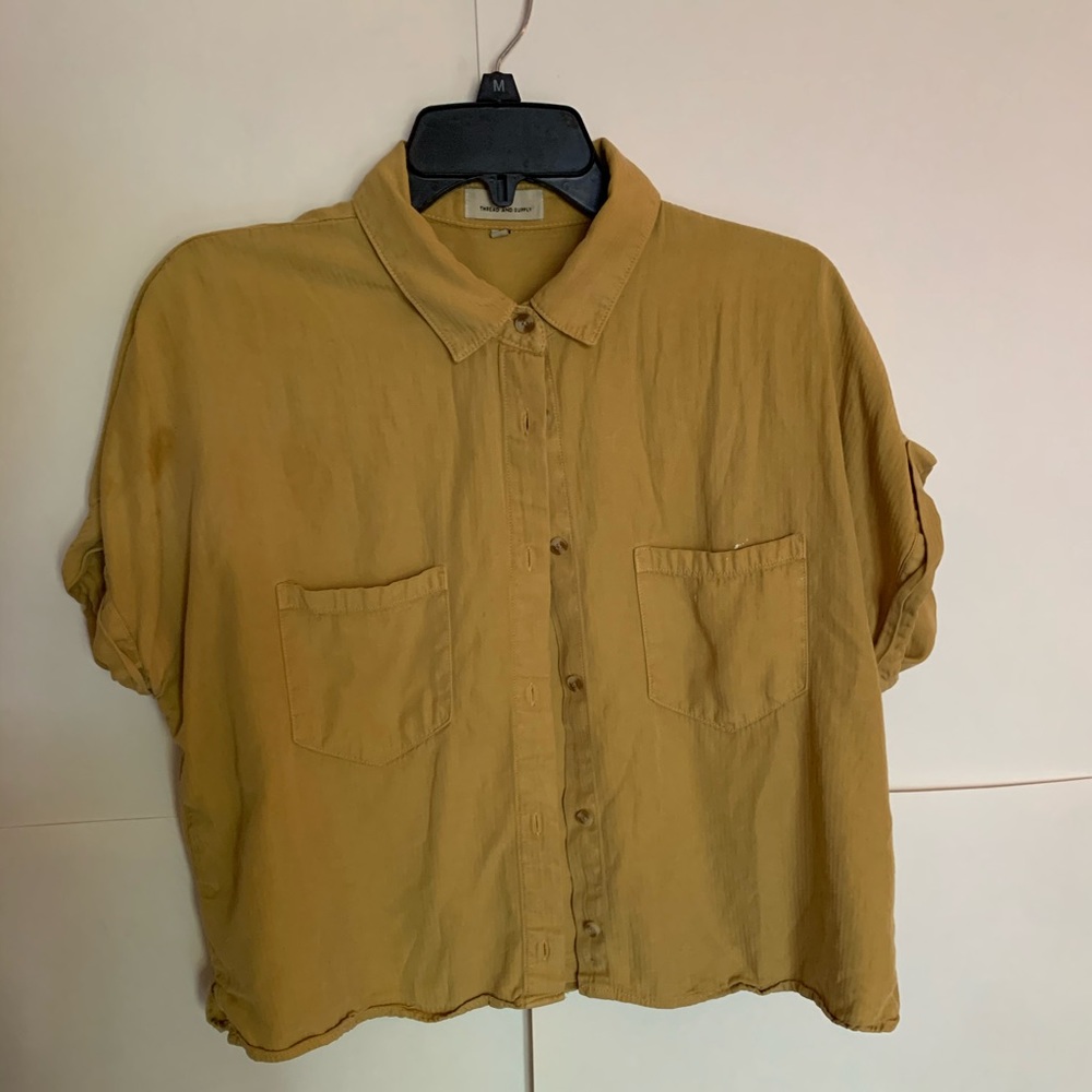 Cropped button up
